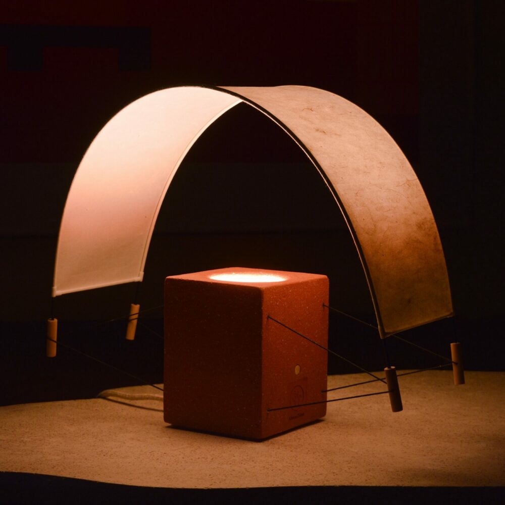 écla, design, art, luminaire, maison cédrat, brique, papier, lampe de chevet, artisanat